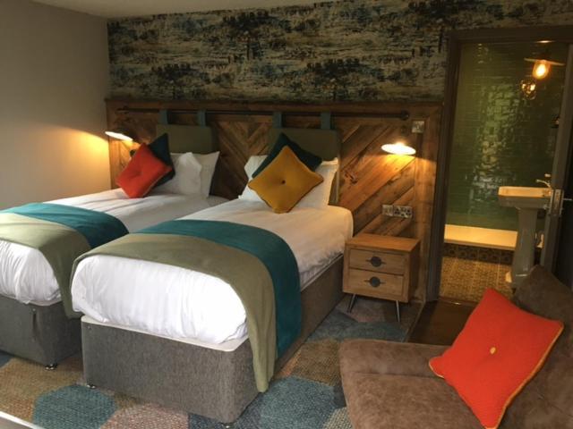 Dartmoor Halfway Inn Ньютон-Аббот Екстер'єр фото
