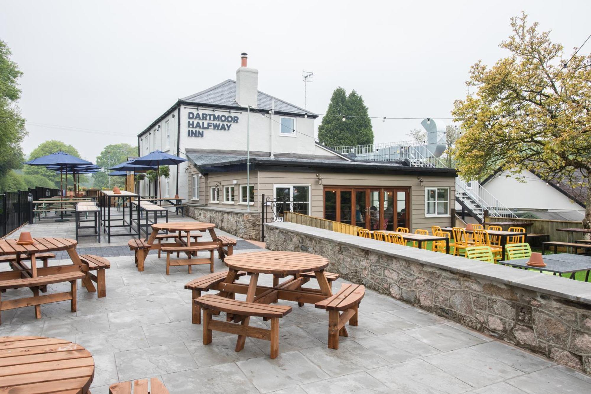 Dartmoor Halfway Inn Ньютон-Аббот Екстер'єр фото